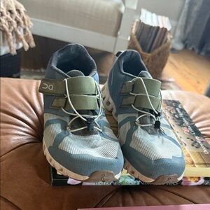 On Running Women’s Sneakers in Blue and Olive